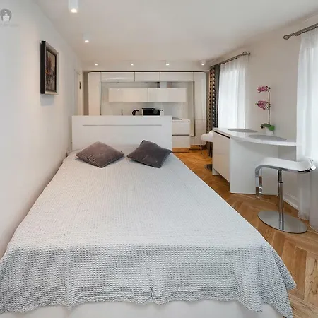 Vip Old Town Apartament *