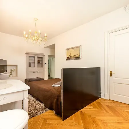 Vip Old Town Appartement