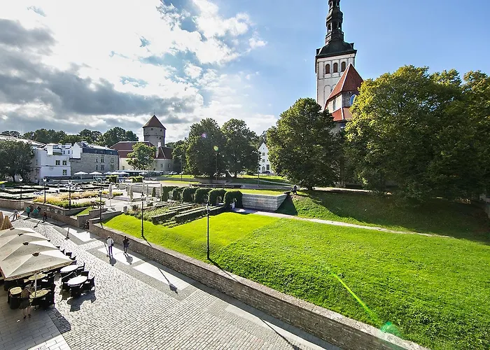 Vip Old Town Апартаменти *